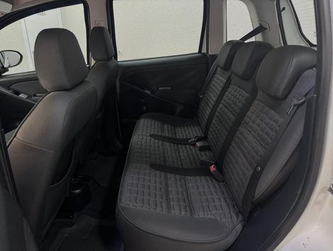 Fiat Idea Adv./ Adv.LOCK.Dualogic 1.8 Flex 5p