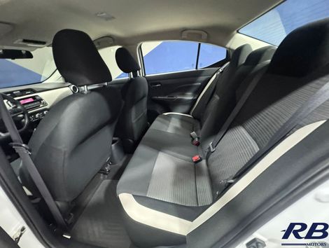 Nissan VERSA Sense 1.6 16V Flex Aut.