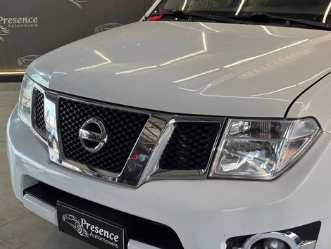 Nissan Frontier SL CD 4x4 2.5TB Diesel Aut