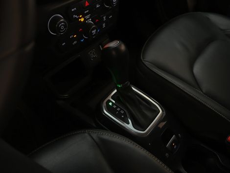 Jeep Renegade Long. T270 1.3 TB 4x2 Flex Aut.