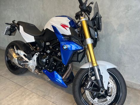 BMW F 900 R Sport Plus