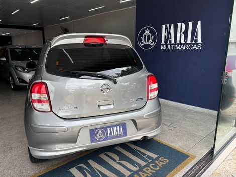 Nissan MARCH SR 1.6 16V Flex Fuel 5p