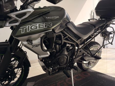 TRIUMPH TIGER 800 XCX