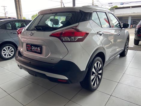 Nissan KICKS SL 1.6 16V FlexStar 5p Aut.