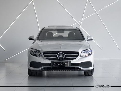 Mercedes E-250 CGI Avantgarde 2.0 TB 211cv Aut.