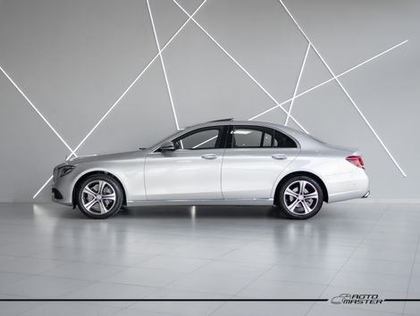Mercedes E-250 CGI Avantgarde 2.0 TB 211cv Aut.