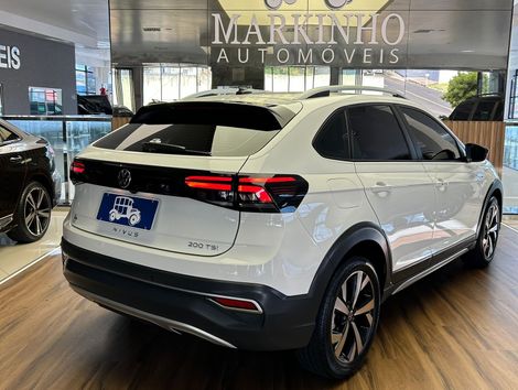 VolksWagen Nivus Highline 1.0 200 TSI Flex Aut.