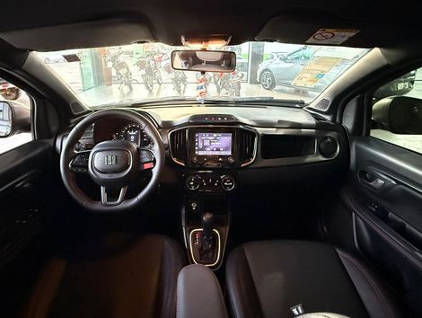 Fiat Strada Volcano 1.3 Flex 8V CD