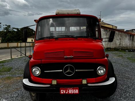 MERCEDES-BENZ L-1313 3-Eixos 2p (diesel)