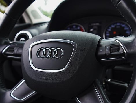 Audi A3 Sedan 1.4/ Attra. 16V TB FSI S-tronic