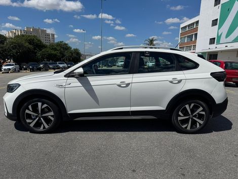 VolksWagen Nivus Highline 1.0 200 TSI Flex Aut.