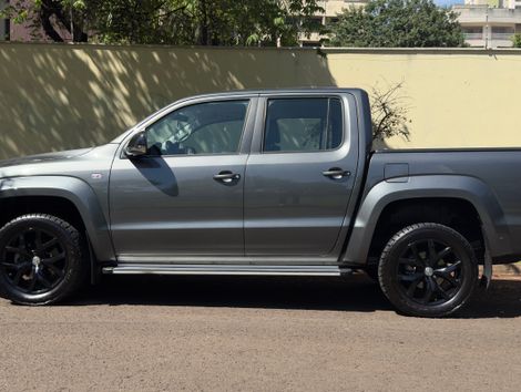 VolksWagen AMAROK Highline CD 3.0 4x4 TB Dies. Aut.
