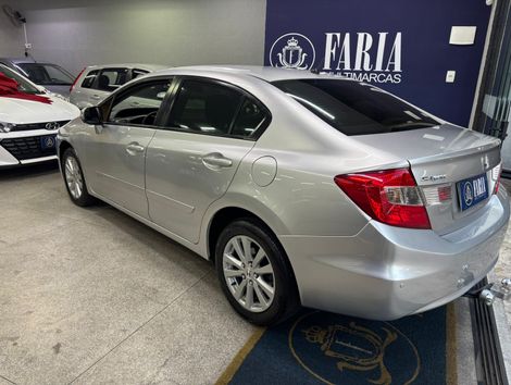 Honda Civic Sedan LXR 2.0 Flexone 16V Aut. 4p