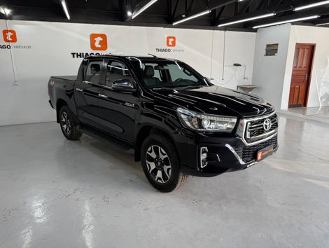 Toyota Hilux CD SRX 4x4 2.8 TDI 16V Diesel Aut.