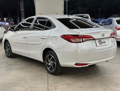 Toyota YARIS XLS Sedan 1.5 Flex 16V 4p Aut.