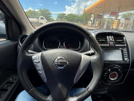 Nissan VERSA UNIQUE 1.6 16V Flex 4p Mec.