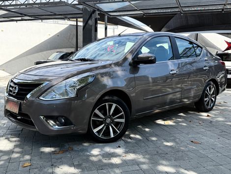 Nissan VERSA SL 1.6 16V FlexStart 4p Aut.