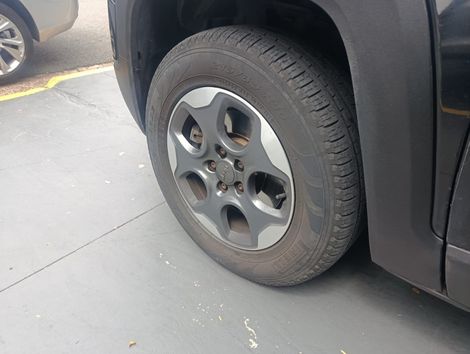 Jeep Renegade 1.8 4x2 Flex 16V Aut.