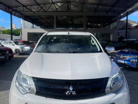 Mitsubishi L200 Triton Sport HPE 2.4 CD Diesel Aut.