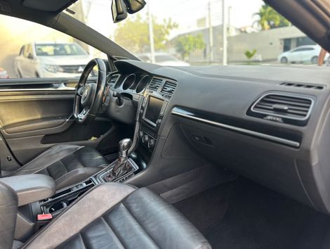 VolksWagen Golf GTi 2.0 TSI 220cv Aut.