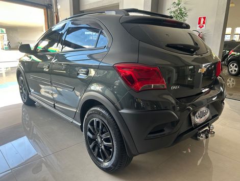 Chevrolet ONIX HATCH ACTIV 1.4 8V Flex 5p Mec.