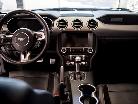 Ford Mustang GT Premium 5.0 V8