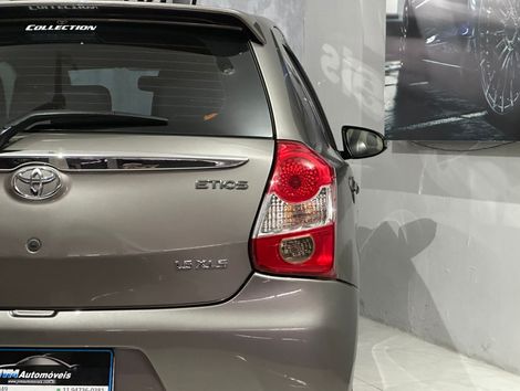 Toyota ETIOS XLS 1.5 Flex 5p Aut.