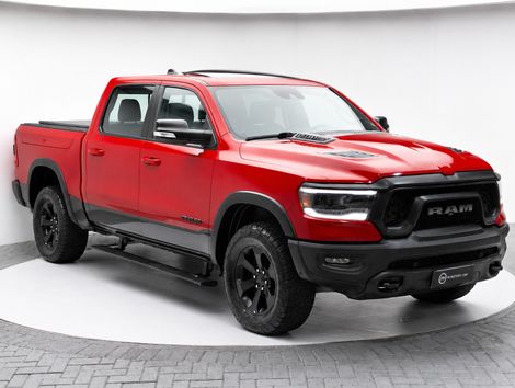 RAM 1500 REBEL 5.7 HEMI CD V8 4x4 Aut.