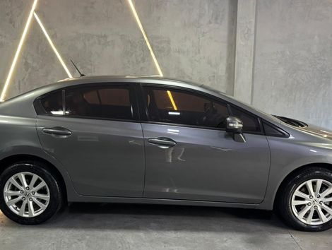 Honda Civic Sedan LXR 2.0 Flexone 16V Aut. 4p