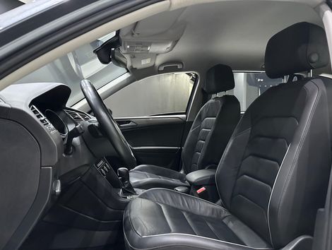 VolksWagen TIGUAN Allspac 250 TSI 1.4 Flex