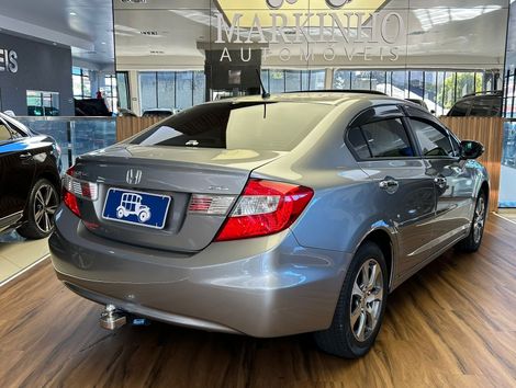 Honda Civic Sedan EXS 1.8/1.8 Flex 16V Aut. 4p