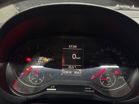 VolksWagen Fox 1.6 Mi Total Flex 8V 5p