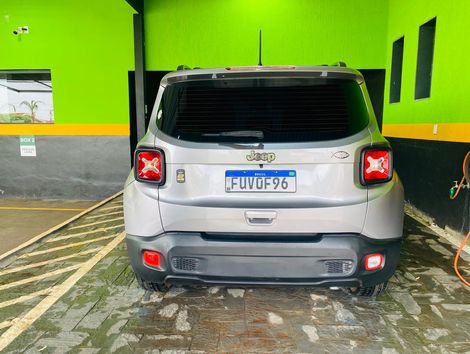 Jeep Renegade 1.8 4x2 Flex 16V Aut.