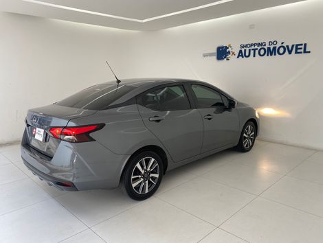 Nissan VERSA Advance 1.6 16V Flex Aut.