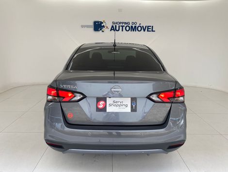 Nissan VERSA Advance 1.6 16V Flex Aut.