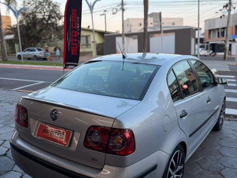 VolksWagen Polo Sed. COMFORT. 1.6 Mi Tot. Flex 8v