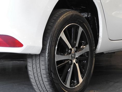 Toyota YARIS XS Connect 1.5 Flex 16V 5p Aut.