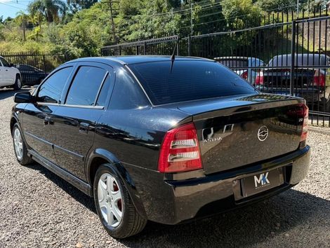 Chevrolet Astra Sed. Advant. 2.0 8V MPFI FlexP. 4p