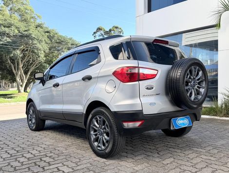 Ford EcoSport SE 1.6 16V Flex 5p Mec.