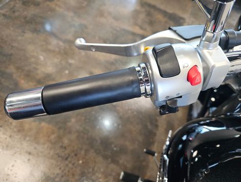 SUZUKI BOULEVARD M800