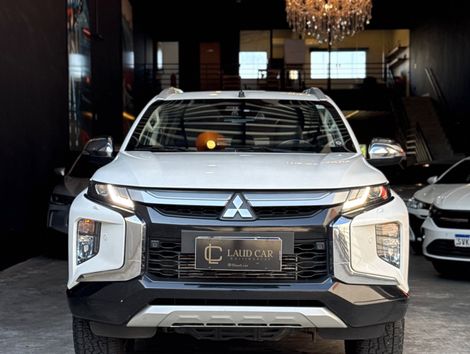 Mitsubishi L200 Triton Sport HPE-S 2.4 CD Dies. Aut