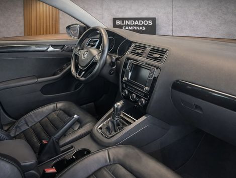 VolksWagen JETTA Highline 2.0 TSI 16V 4p Tiptronic