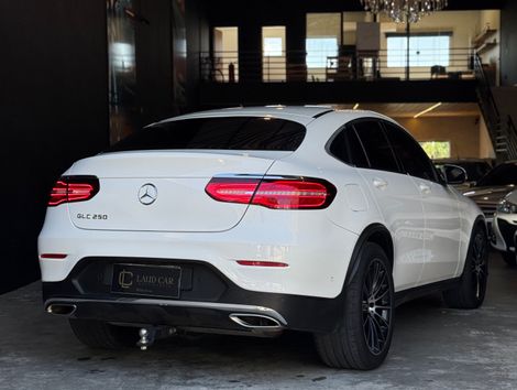 Mercedes GLC 250 Coupe 4MATIC 2.0 TB 16V Aut.