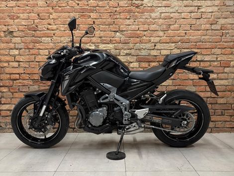 KAWASAKI Z 900