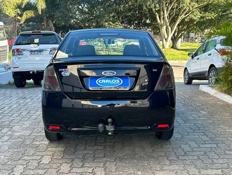 Ford Fiesta Sedan SE 1.6 8V Flex 4p