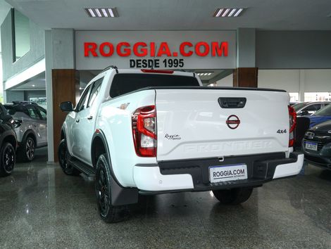 Nissan Frontier PRO4X CD 4x4 2.3 Bi-TB Die. Aut