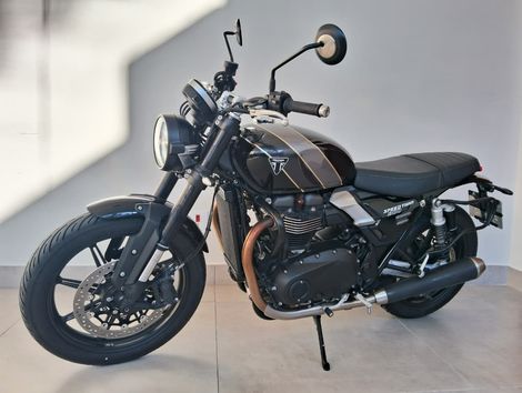TRIUMPH Speed Twin 900cc