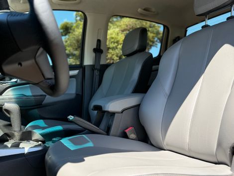 Chevrolet S10 Pick-Up LTZ 2.8 TDI 4x4 CD Dies.Aut