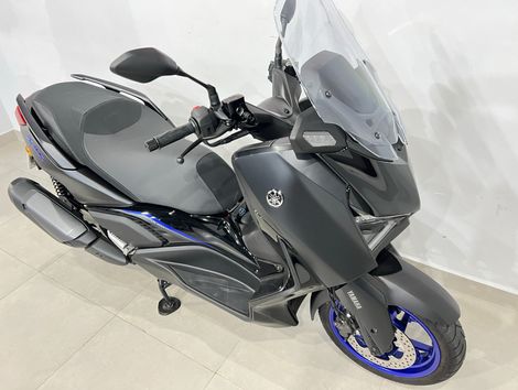YAMAHA XMAX 300 CONNECTED 