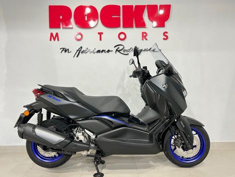 YAMAHA XMAX 300 CONNECTED 